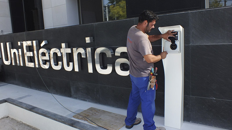 instalacion-punto-recarga-unielectrica