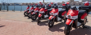 acciona-motos-sostenible ACCIONA ofrece desde mediados de juilio en Gandía su servicio de motosharing, con una flota de 200 motos eléctricas de uso compartido que estarán disponibles las 24 horas del día.