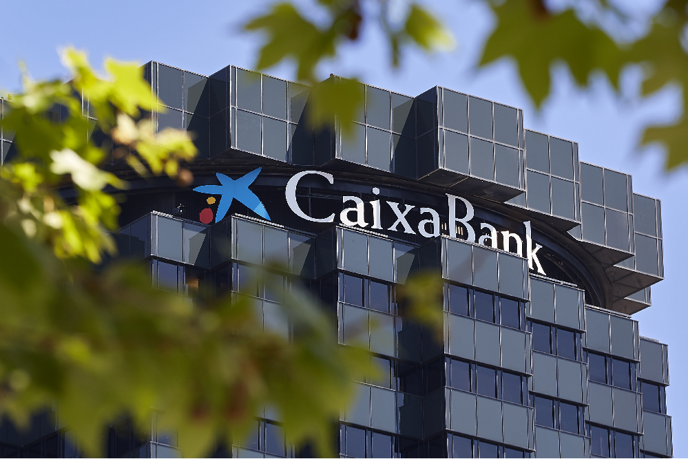 CaixaBank apuesta por las emisiones de bonos verdes, sociales y sostenibles en España y Portugal