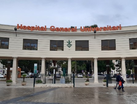 FACHADA HOSPITAL GENERAL VALENCIA 2020 Fulton ha sido adjudicataria del suministro e instalación de dos enfriadoras de levitación magnética para mejorar la eficiencia energética en el Hospital General Universitario de Valencia