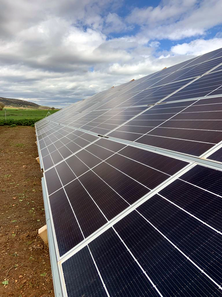 PANELES SOLARES BALLESTEROS El proyecto de Ballesteros de Calatrava entra en la Fase I de su independencia energética de la mano de MásInteligencia