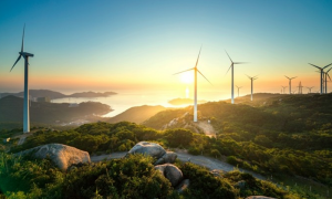 Schneider descarbonizar Schneider Electric pide más esfuerzos para acelerar la transición energética y hacer frente a la crisis energética: la descarbonización y la eficiencia son claves