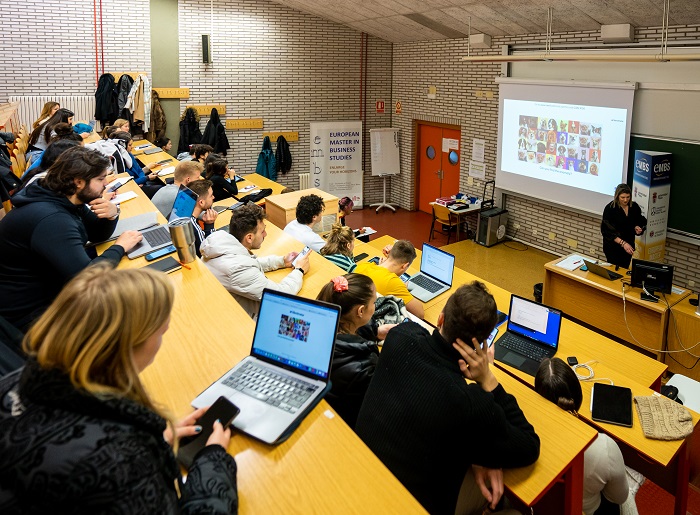 Smarkia y la Universidad de León firman un acuerdo de colaboración en materia de innovación y emprendimiento con el máster internacional European Master in Business Studies (EMBS)