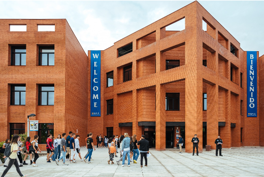 CBRE El Sabio CBRE realizará el mantenimiento de los 45.000 m2 del campus madrileño de la Universidad Alfonso X El Sabio