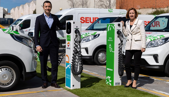 Repsol Seur Repsol y SEUR firman un acuerdo estratégico para avanzar en la movilidad eléctrica