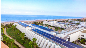 Abora Solar: “Paneles solares híbridos en el sector hotelero”