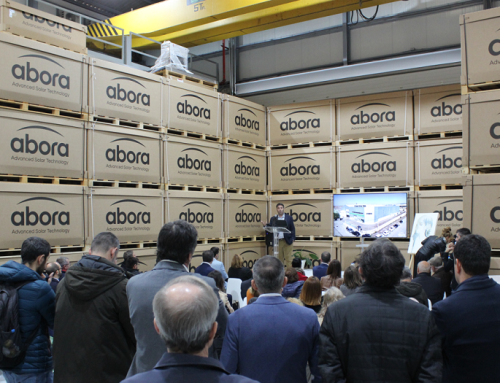 Abora Solar inaugura nueva línea que le permitirá aumentar su capacidad productiva hasta los 200.000 paneles híbridos/año