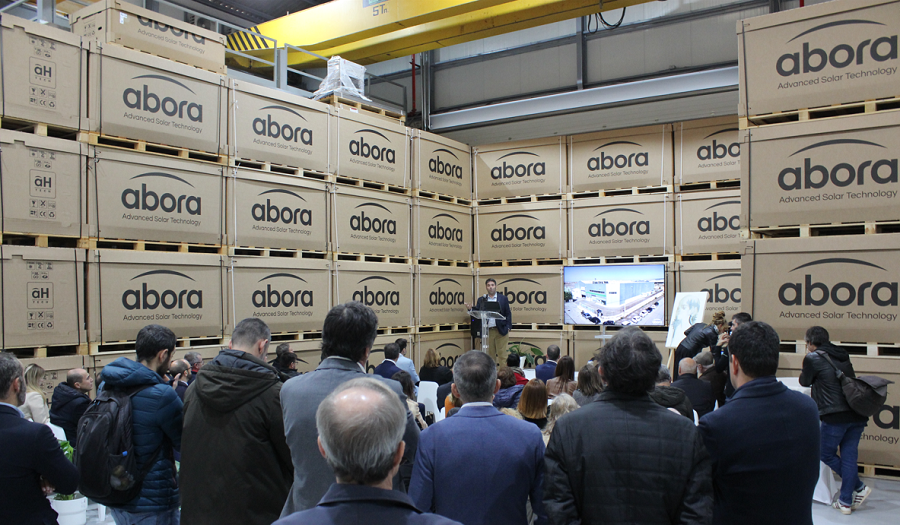 Abora Solar nueva Abora Solar inaugura nueva línea que le permitirá aumentar su capacidad productiva hasta los 200.000 paneles híbridos/año