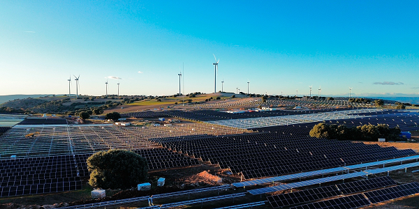 AccionaEnergía solar eólica ACCIONA primera planta híbrida