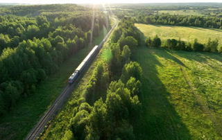 BBVA y Adif firman un préstamo sostenible