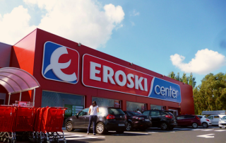 Iberdrola y Eroski se alían para combatir la huella de carbono