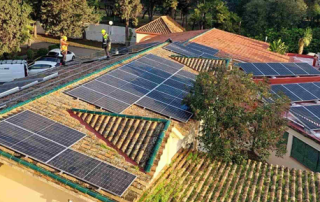 Los autoconsumos colectivos conectados a la red de Endesa