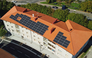 CaixaBank, MicroBank y Edinor impulsan las Comunidades Energéticas Locales