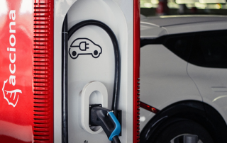 ACCIONA Energía y Nissan ofrecen recargas gratuitas a los nuevos clientes de vehículos eléctricos