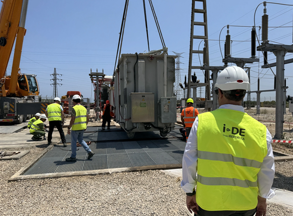 Iberdrola España alcanza el 70% de ejecución del proyecto de rediseño de la red afectada por la DANA