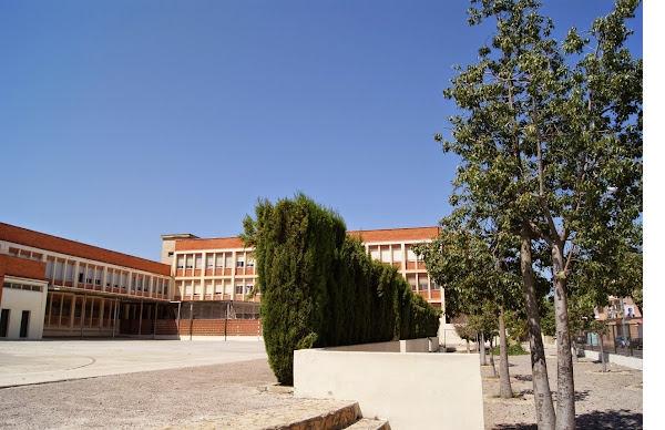 El Colegio Virgen al Pie de la Cruz impulsa la tecnología y la transición energética con soluciones digitales de ABB