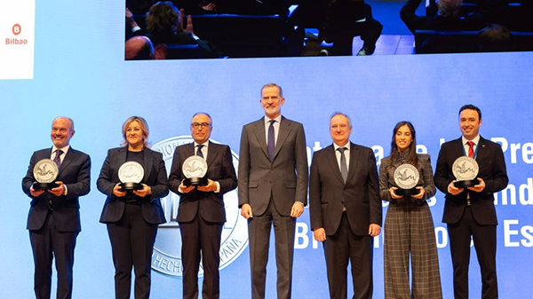 Moeve Premios Moeve recibe el Premio Nacional de Industria “Bien hecho en España” por su proyecto logístico ‘Track and Trace’