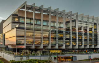 Repsol obtiene un resultado neto ajustado