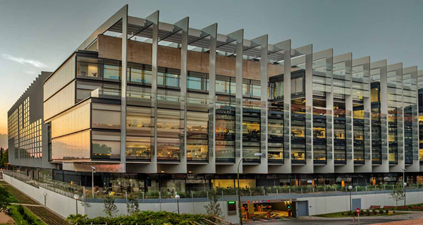 Repsol obtiene un resultado neto ajustado