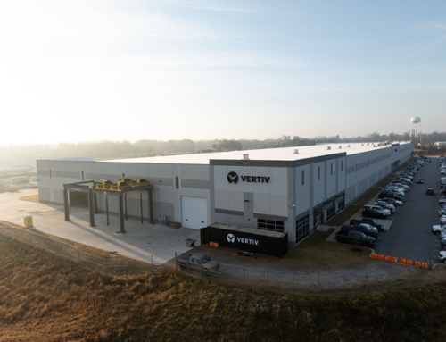Vertiv anuncia la ampliación de su capacidad de fabricación en soluciones de infraestructura, energía y sistemas de racks para responder al aumento de la demanda