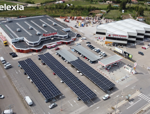 Alcampo Alcañiz y Helexia ponen en marcha una nueva instalación sobre cubierta en su tienda en la localidad turolense