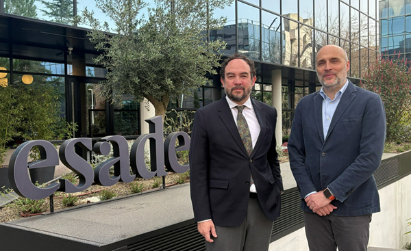 ANESE Esade web ANESE impulsa, junto a Esade Executive Education, la formación de los líderes de la transición energética
