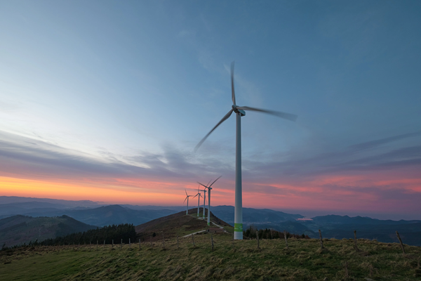 Iberdrola España y EVE refuerzan el parque eólico Labraza